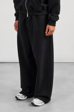 Baggy Fit Jogger - Black