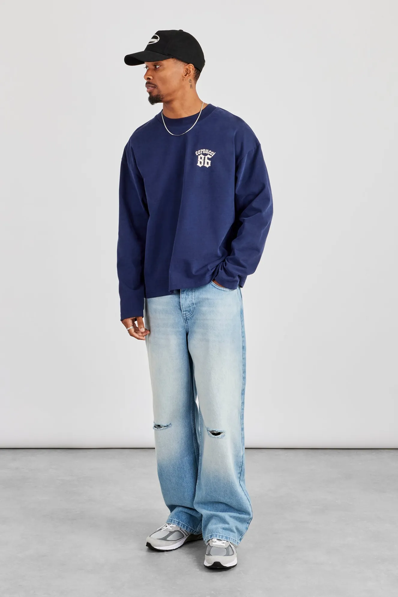 Baggy Ripped Knee Jean - Light Blue