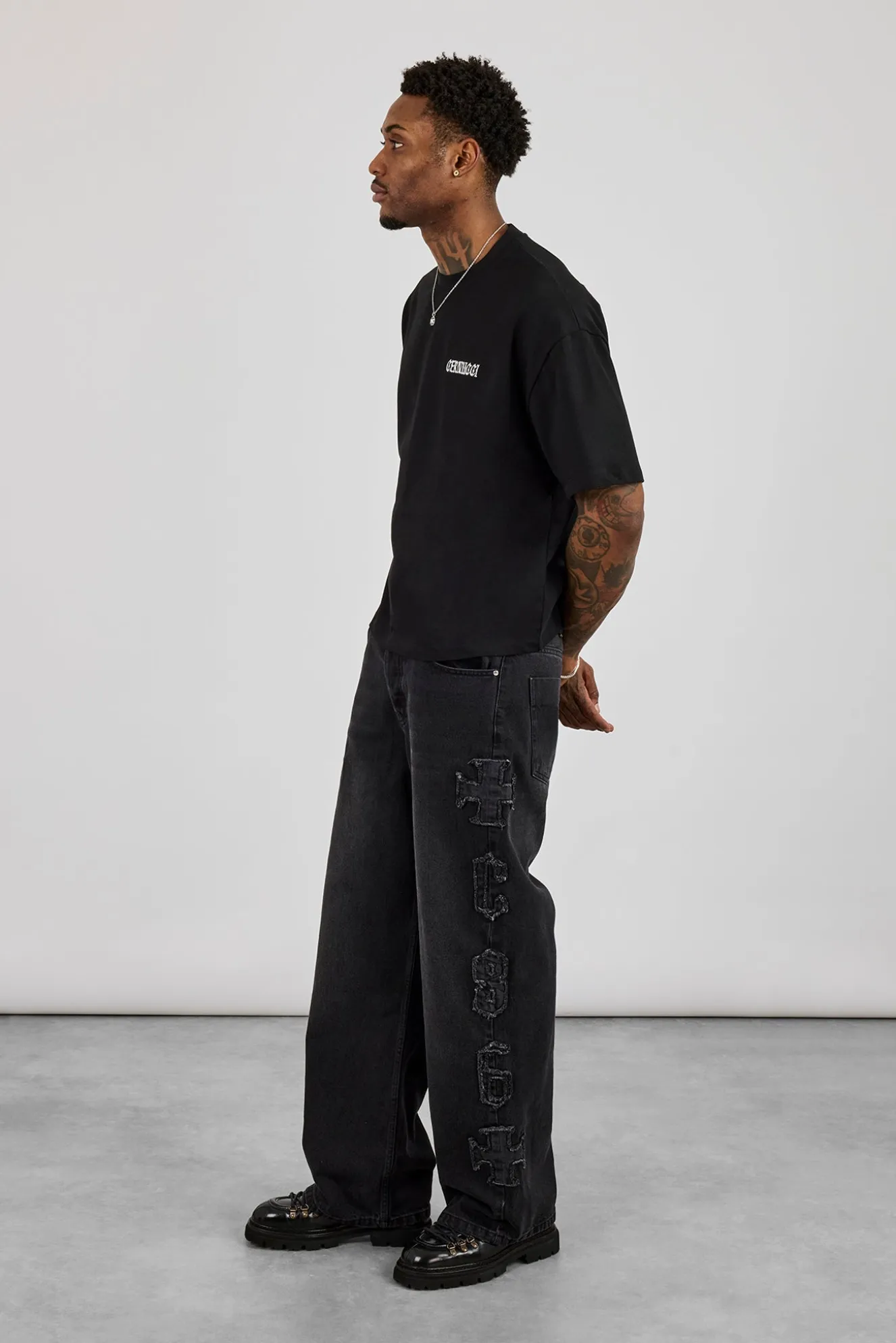 Boxy Cernucci High Build Embroidered T-Shirt - Black
