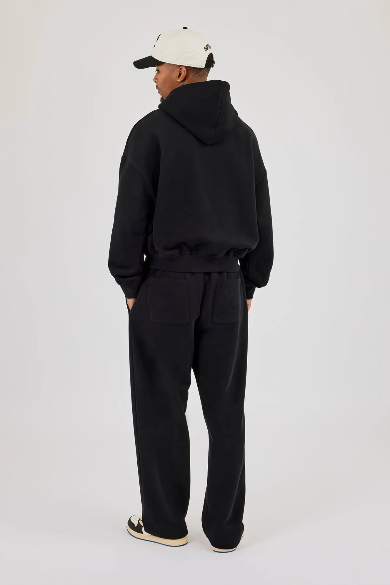 Boxy Hoodie & Relaxed Jogger With Micro Branding - Black