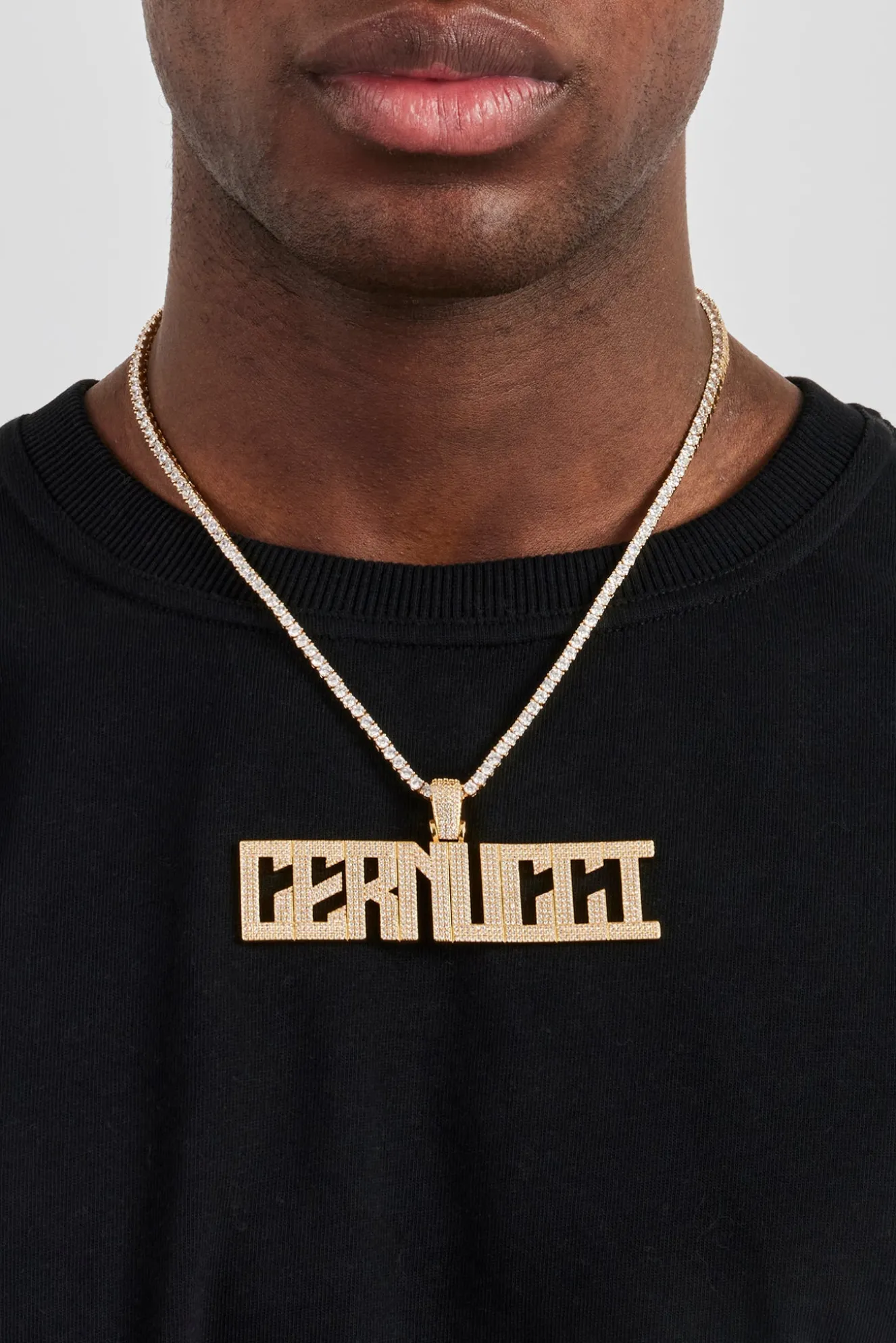 Calvera Font Pendant - 22mm - Gold