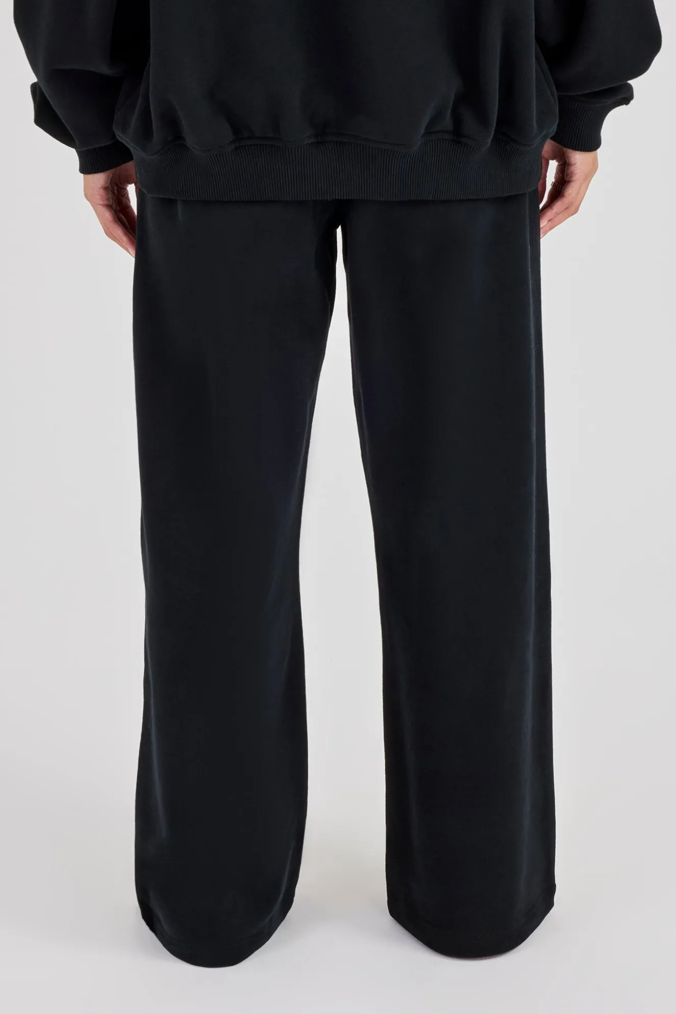 C Embroidered Wide Leg Jogger - Black