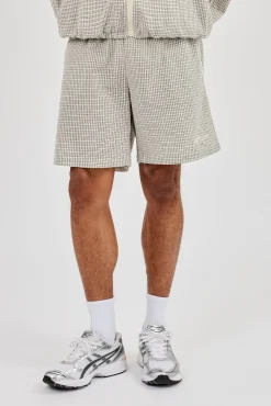 Check Relaxed Short With Piping - Off White