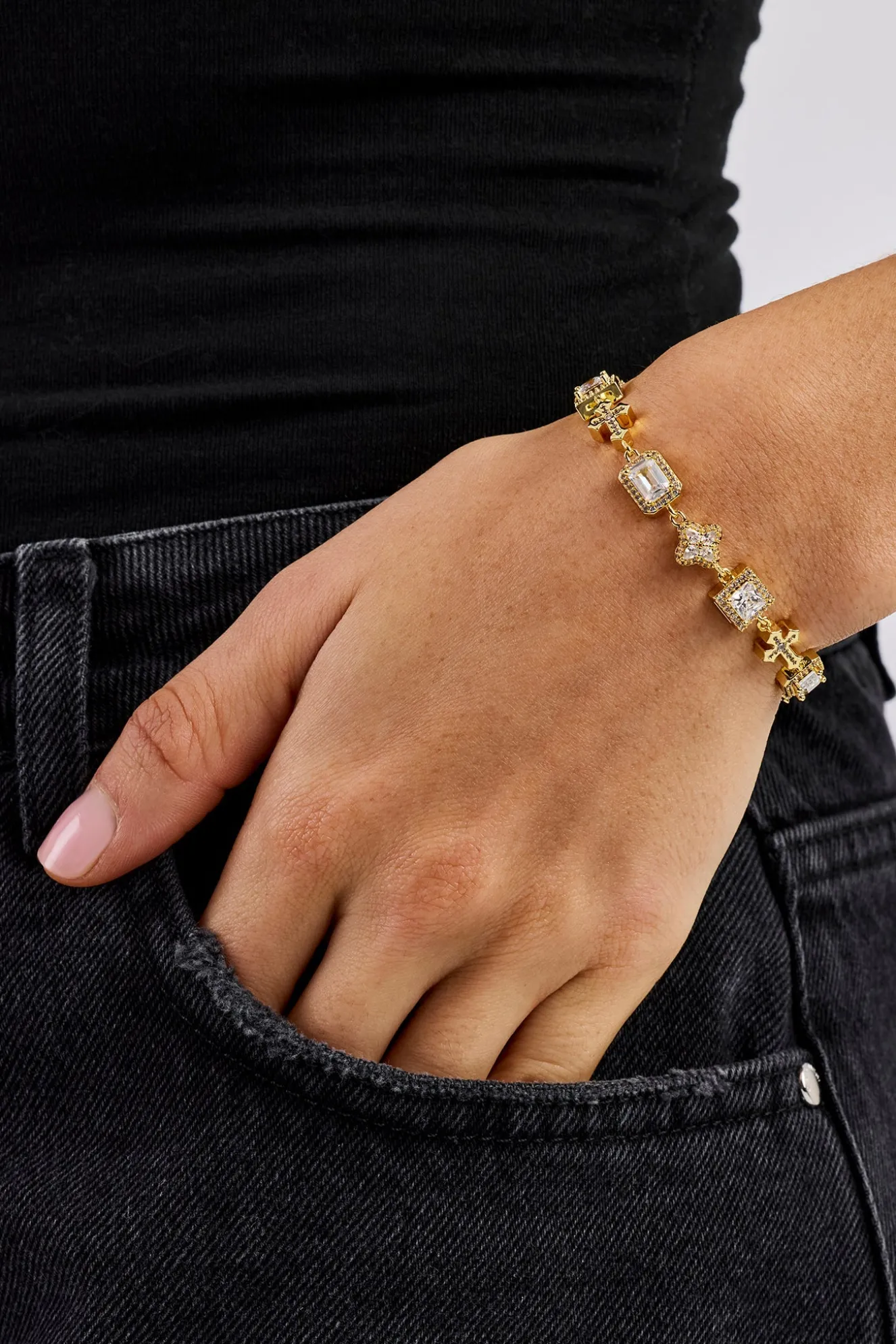 Clear Motif & Cross Gemstone Bracelet - 8mm - Gold