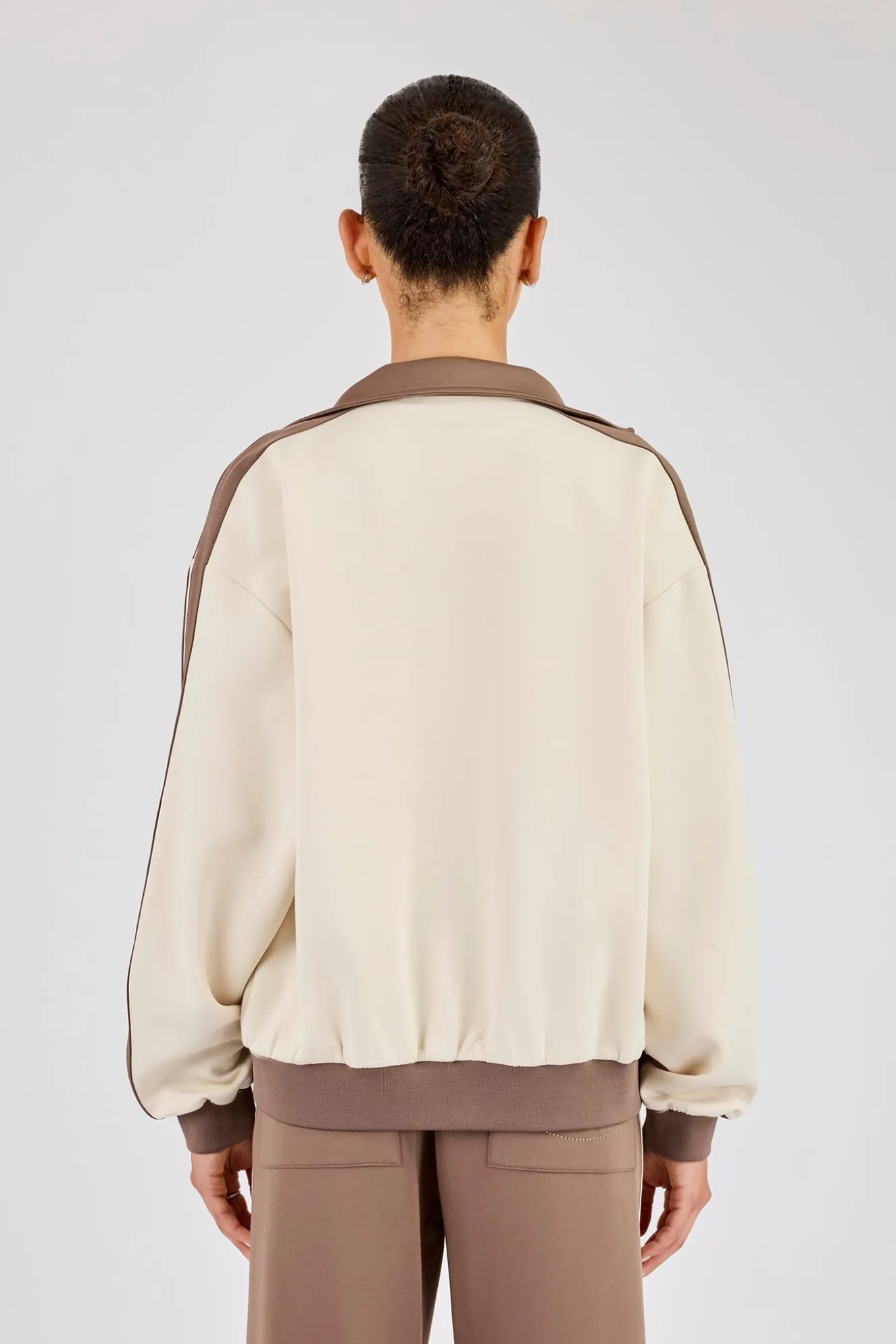Contrast Detail Track Top - Off White