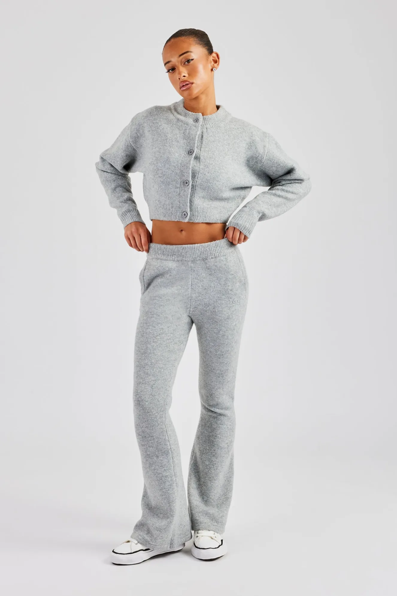 Cropped Knitted Cardigan - Grey