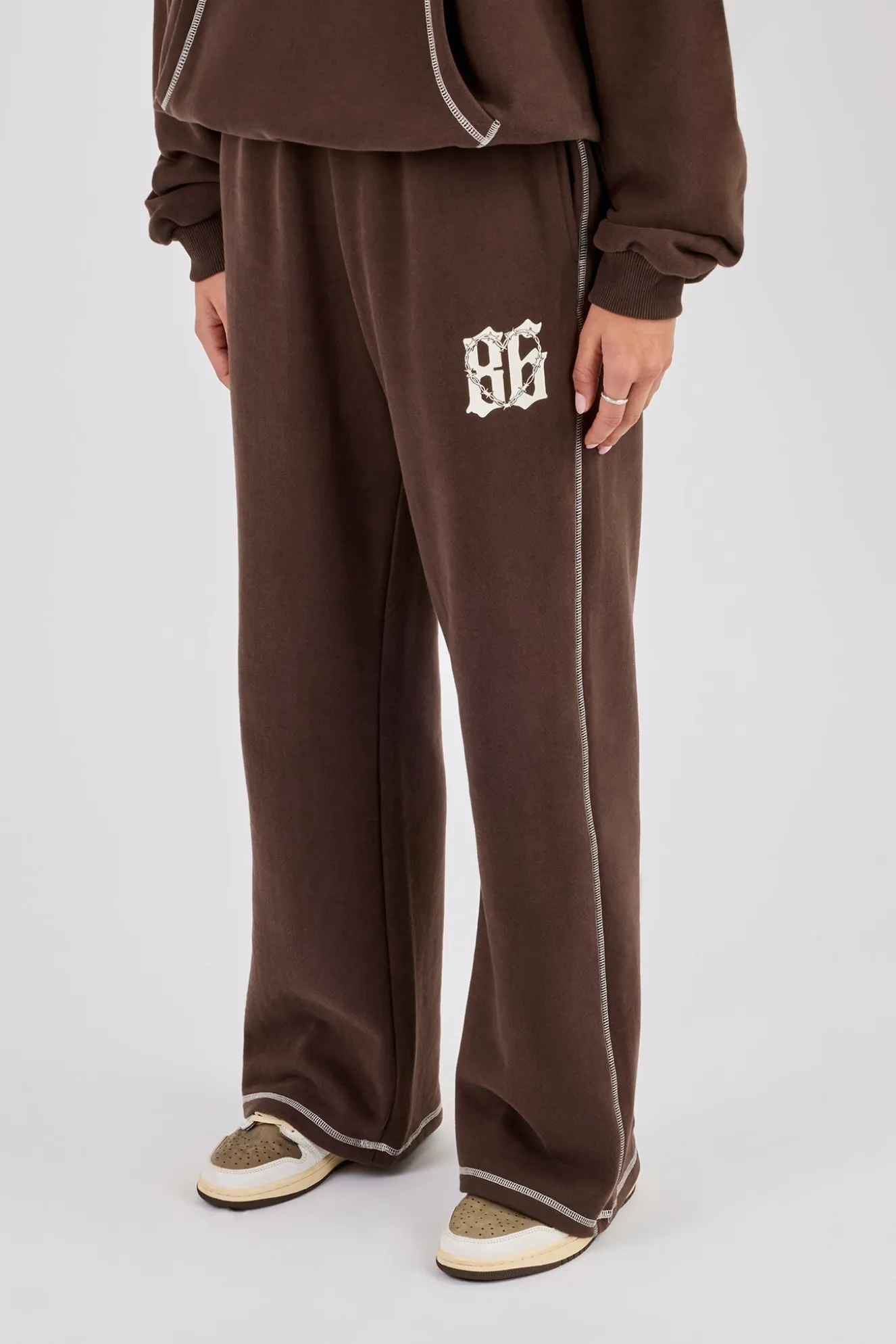 Distressed 86 Wide Leg Jogger - Chocolate