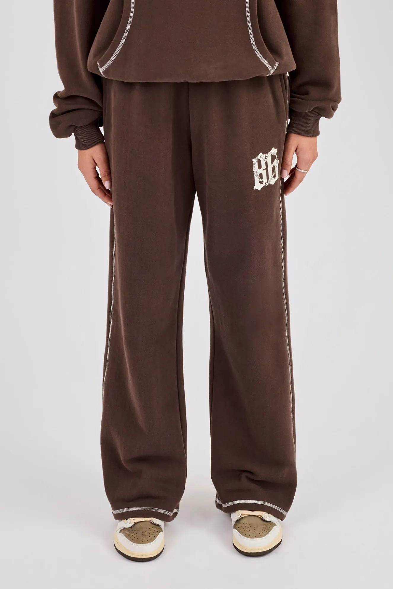 Distressed 86 Wide Leg Jogger - Chocolate