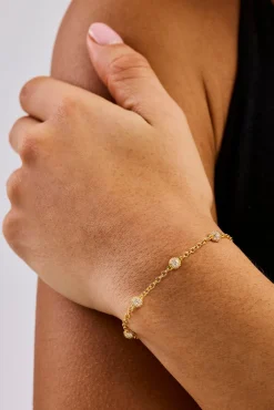 Iced Ball Rolo Bracelet - 4mm - Gold
