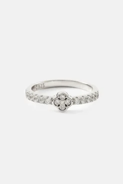 Iced Motif Ring - 6mm