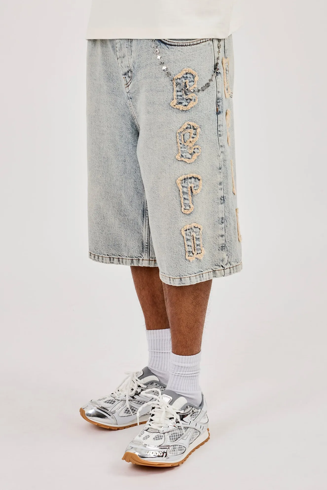 Logo Applique Denim Jorts & 10mm Cernucci Motif Jean Chain - Antique Wash