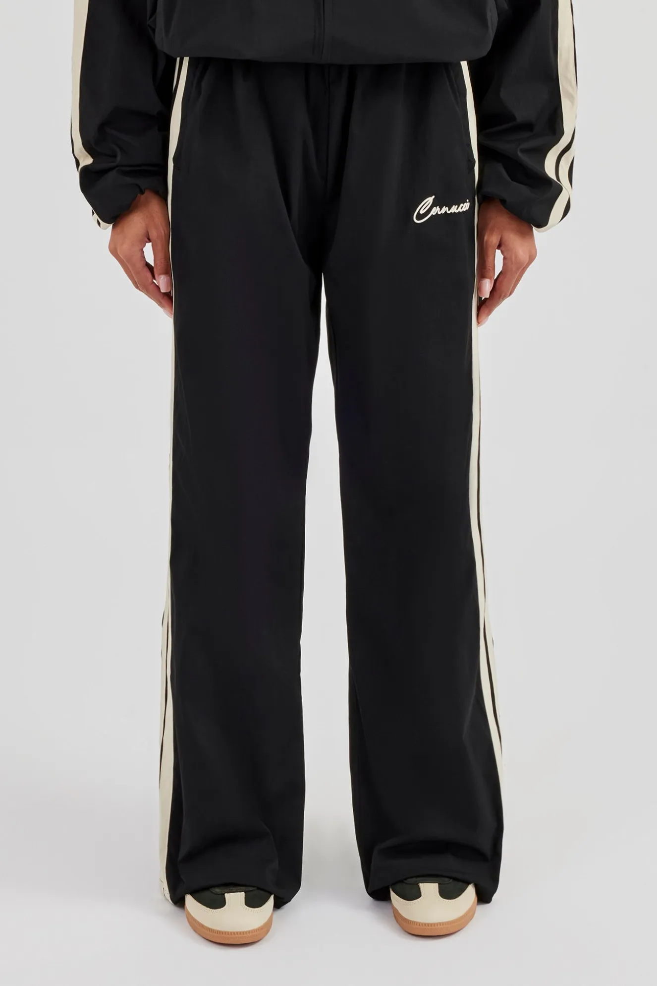 Nylon Taping Jogger - Black