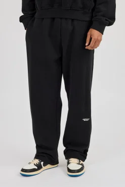 Relaxed Jogger With Micro Branding - Black