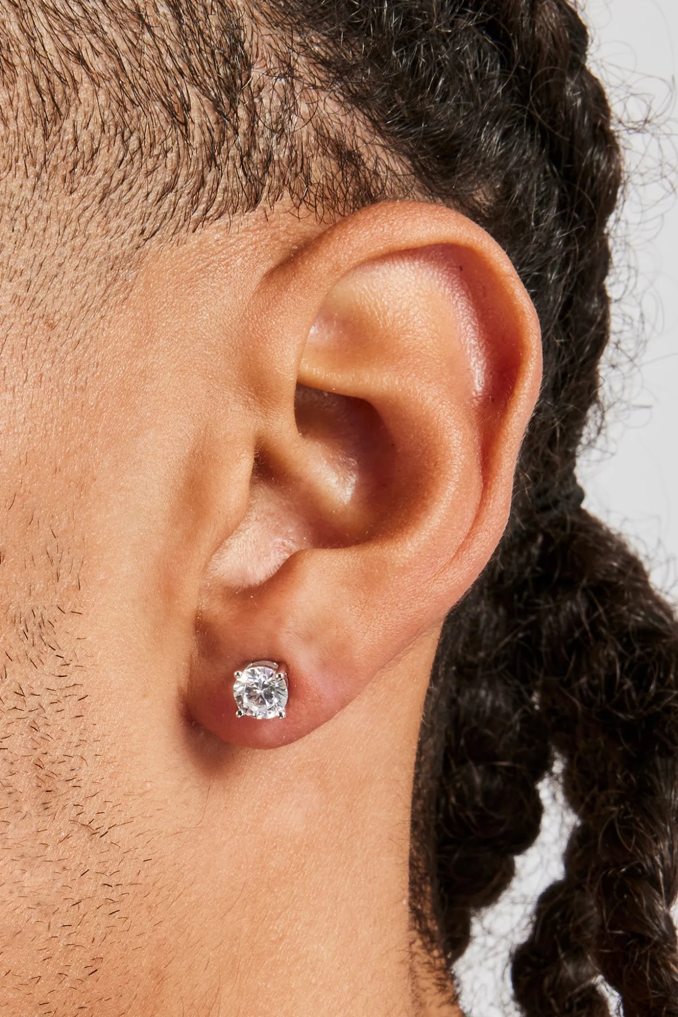 Round Cut Stud Earrings - 6mm - White