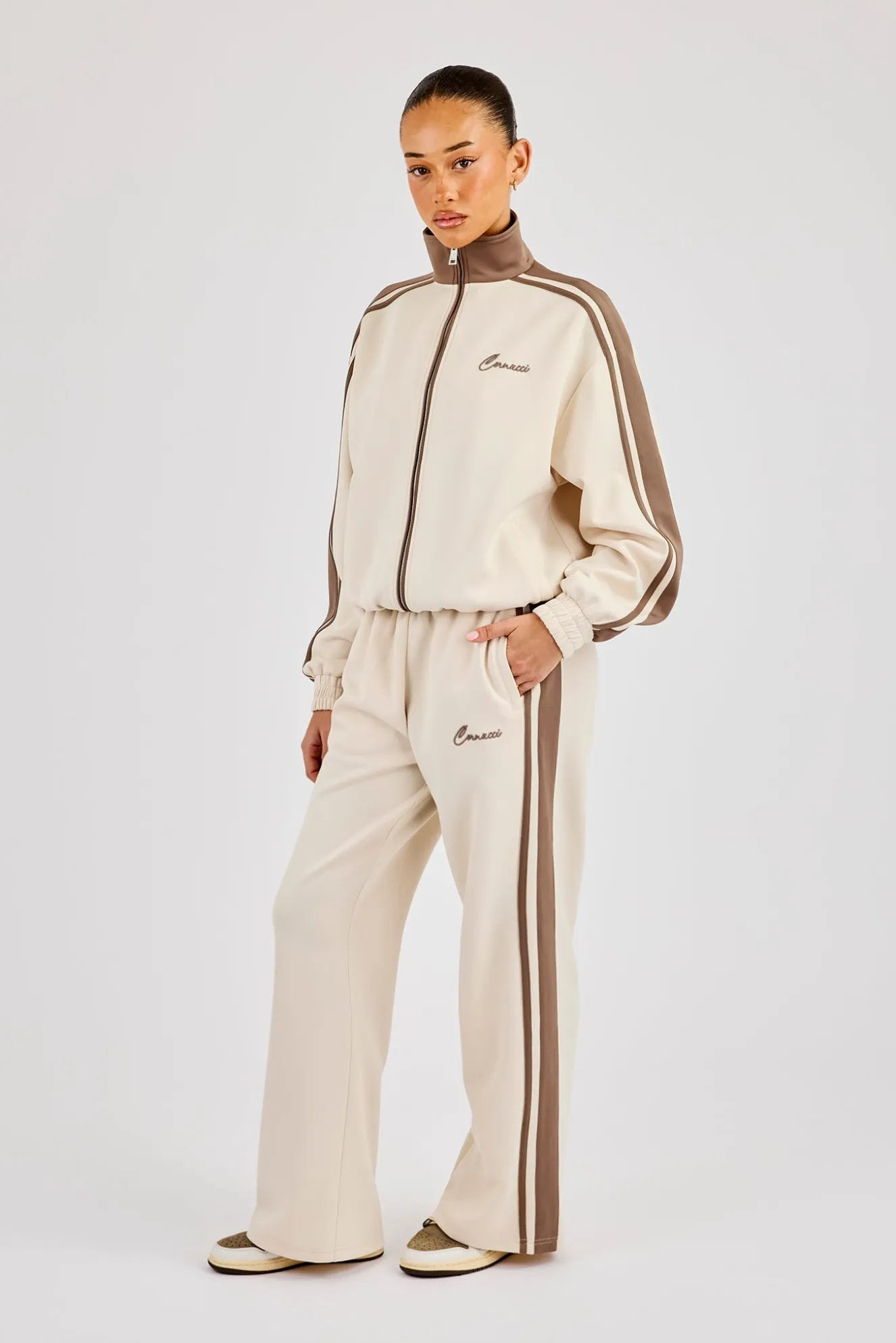 Taping Contrast Collar Tracksuit - Off White