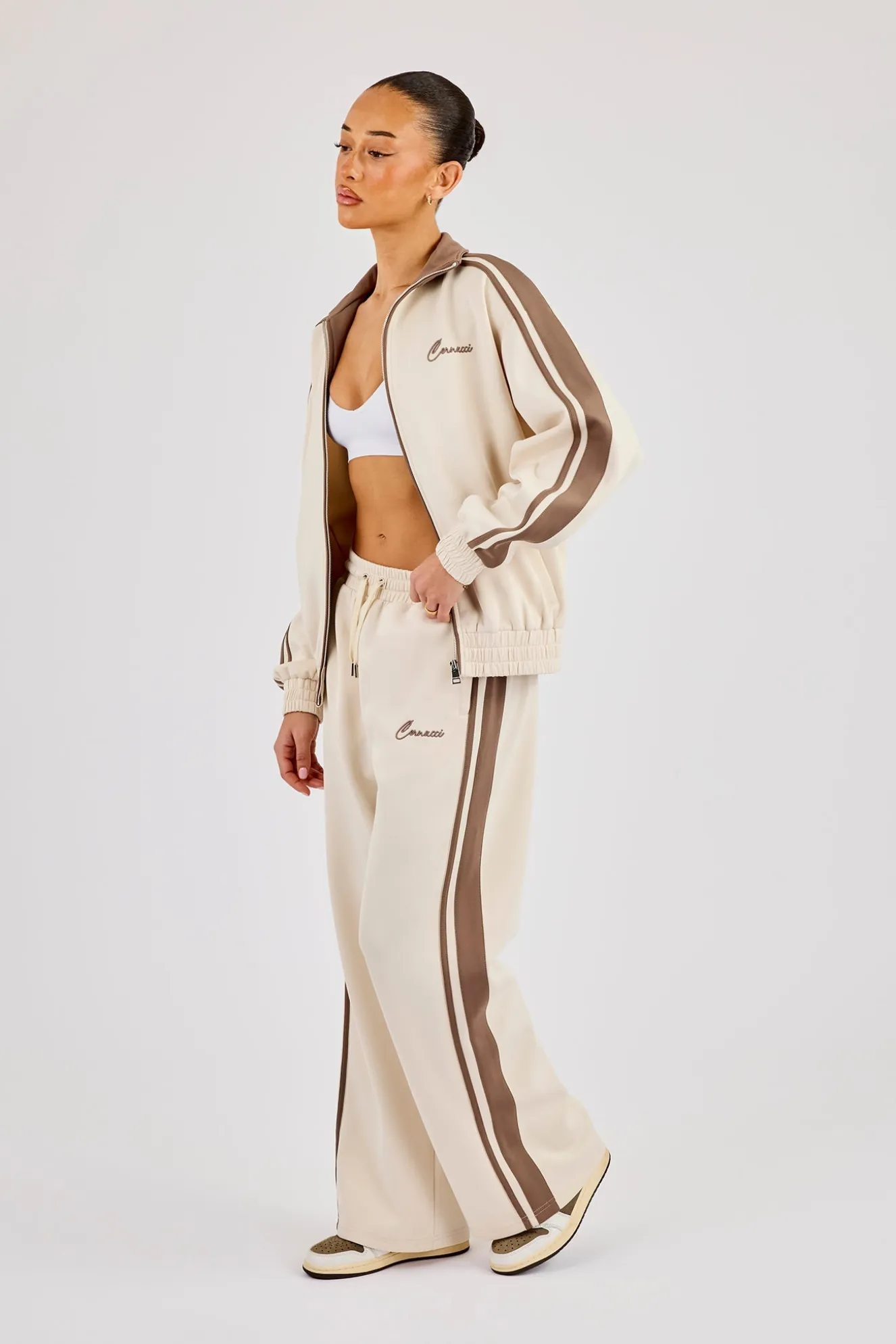 Taping Contrast Collar Tracksuit - Off White