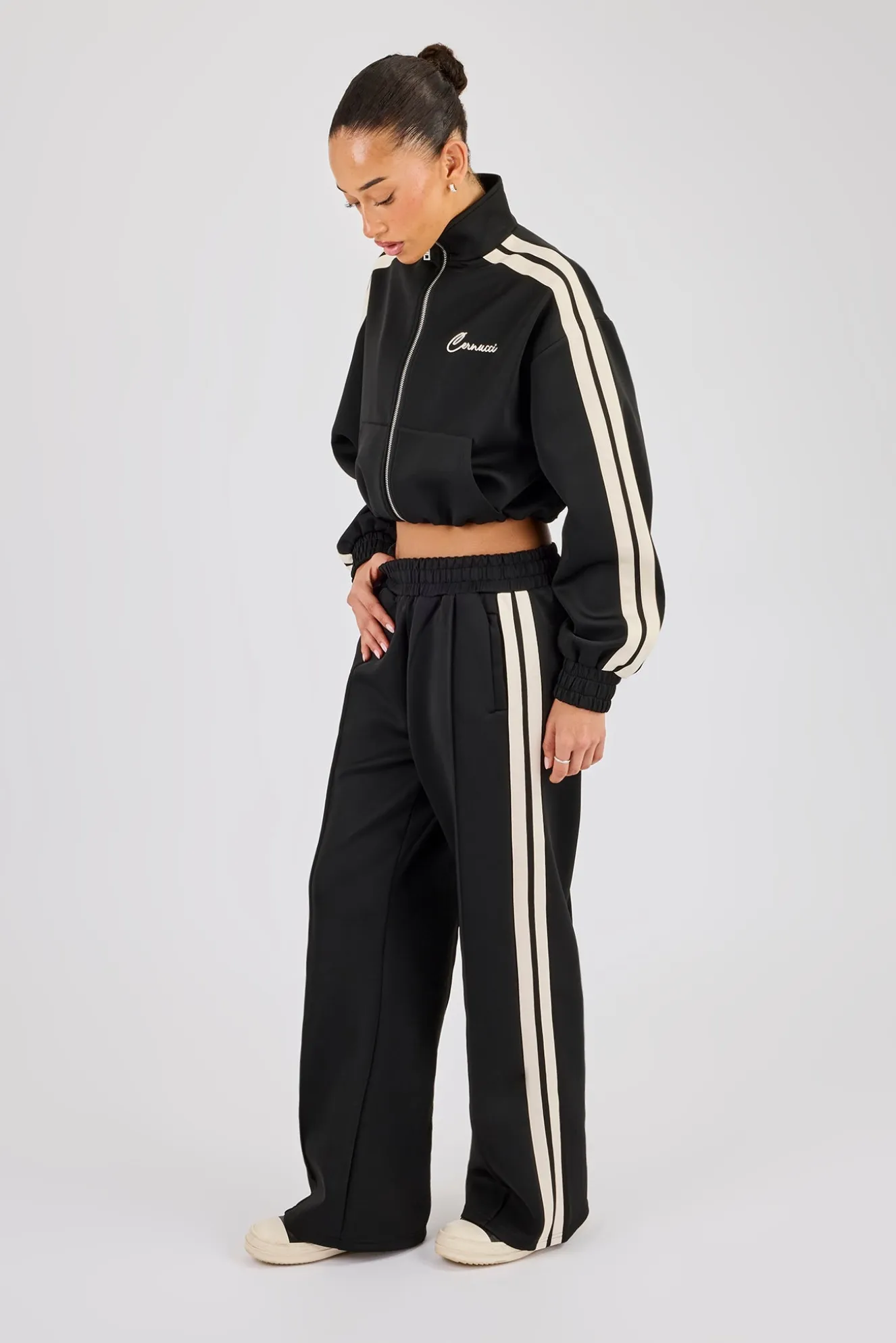 Taping Cropped Funnel Neck Tracksuit - Black