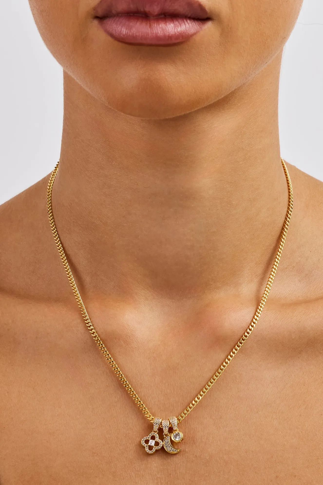 Triple Motif & Moon Pendant Necklace - 10mm - Gold