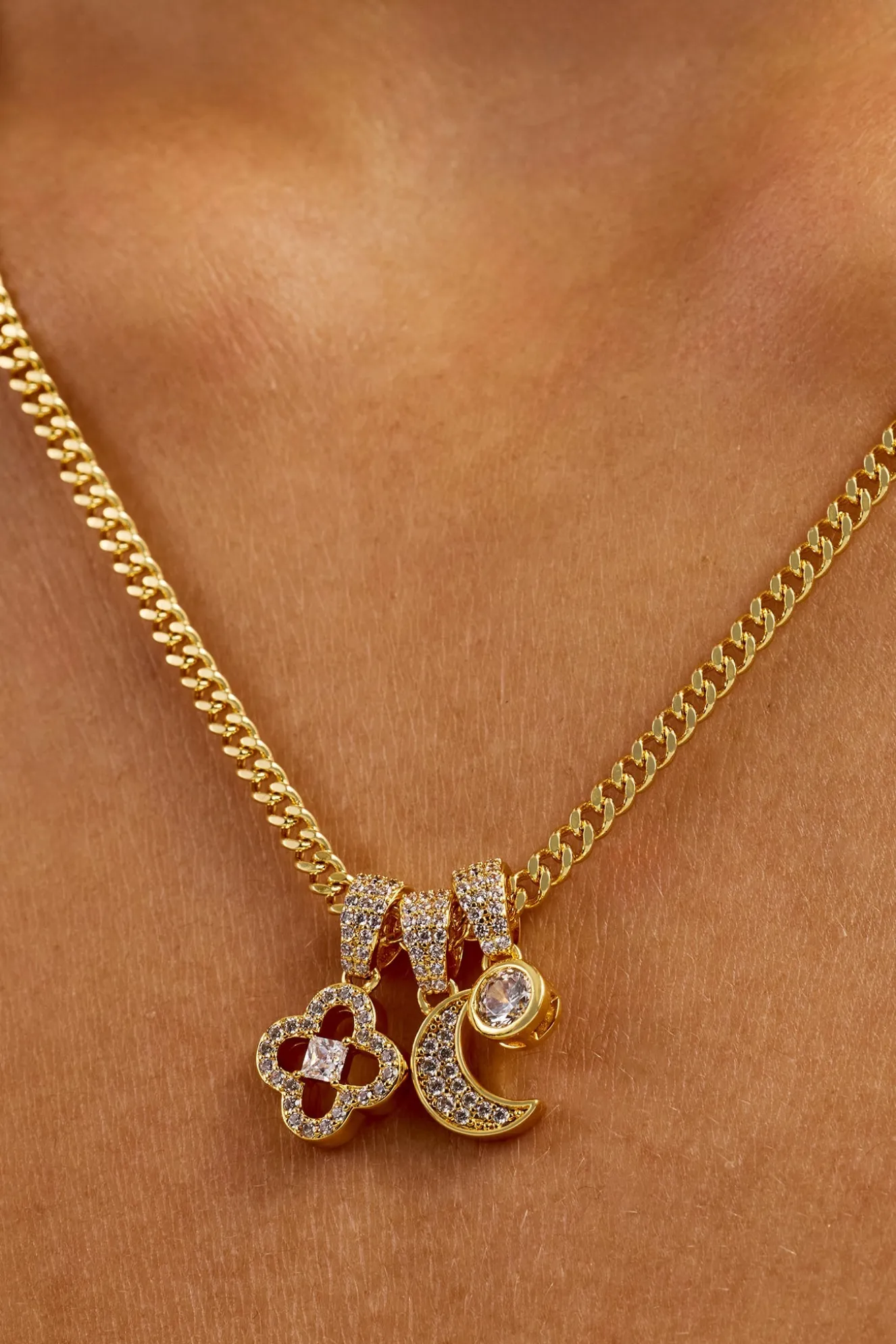 Triple Motif & Moon Pendant Necklace - 10mm - Gold