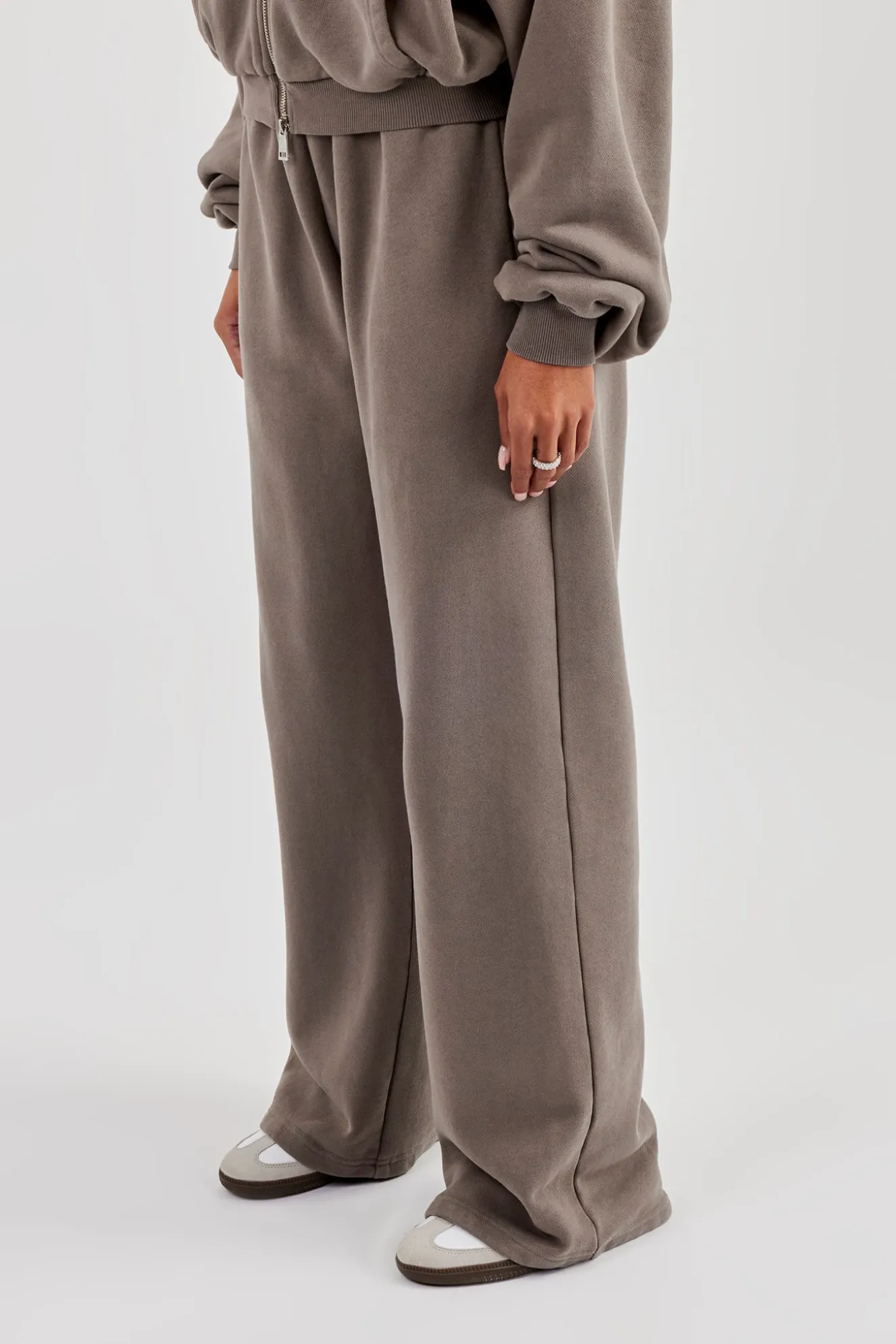 Washed Applique Logo Wide Leg Jogger - Grey