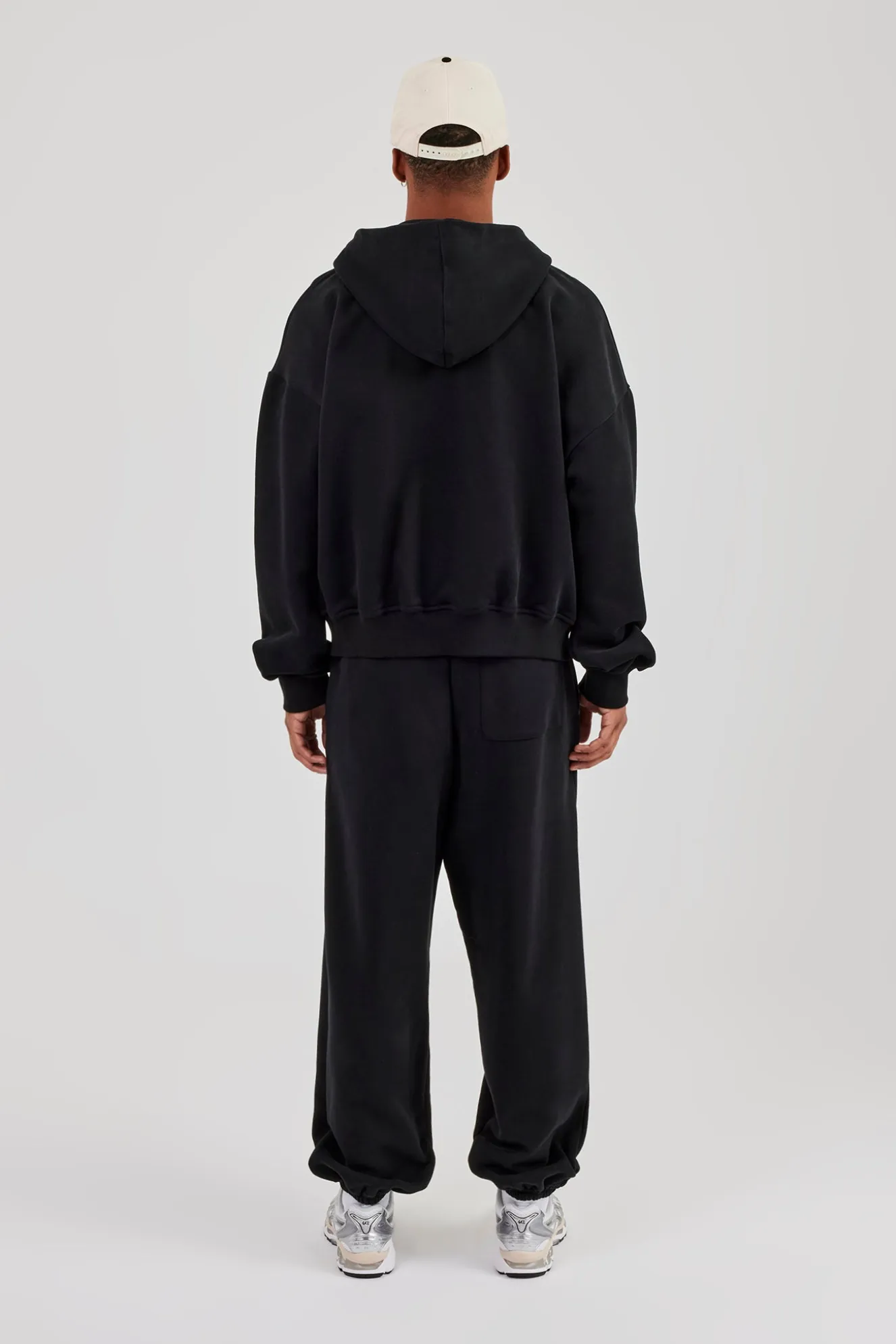 Zip Hoodie & Cuffed Jogger - Black