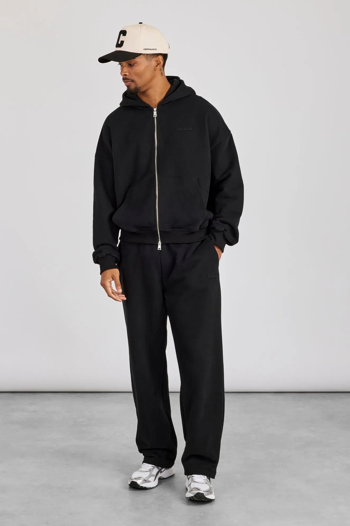 Zip Hoodie & Relaxed Jogger - Black